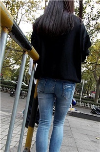 发传单不好好发，偷懒去逛街，看我怎么代老板摄你[590M/MP4]