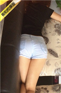 超极品翘臀热裤深沟长腿美MM[243M/MOV]