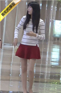 红色短裙MT少女[176M/MP4]