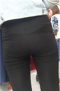 美丽黑色紧身铅笔裤翘臀内痕妹妹[193M/MP4]