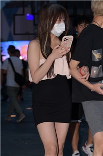 她懒点就懒点吧，她躺着就躺着吧3A5341[1.44G]