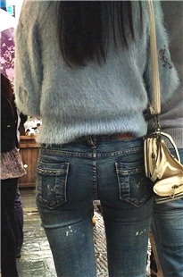 极品宽臀深沟牛仔裤小妹第三季[387M/MOV]