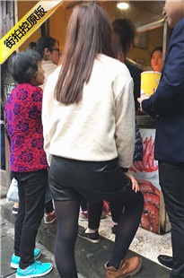 街拍黑色短裤黑丝MT妹子[209M/MOV]