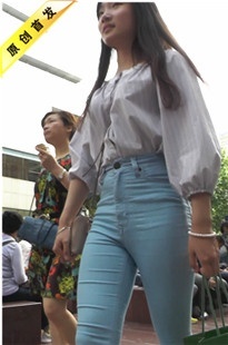 【幽明作品】极品高腰包臀牛仔裤美女[MP4/2GB]
