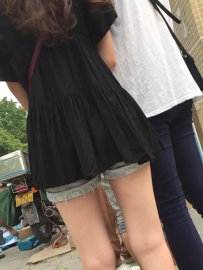 【洛晨大师作品】长腿热裤美眉「极品控论坛首发」[148M]