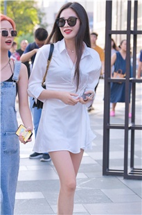 高挑的美腿高跟小姐姐3A2840[628M]