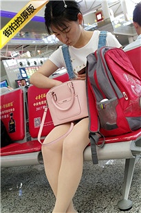 4K-街拍白衣吊带裤肉丝白鞋美眉[1.06G/MP4]