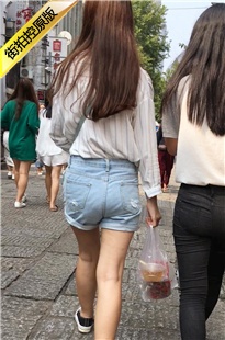 街拍牛仔裤及热裤妹子[379M/MOV]