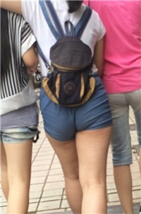 【老飞原创作品】发育很好的美眉妹[MP4/762MB]