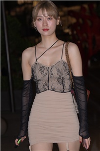 肉色包屯裙美女MJ2806