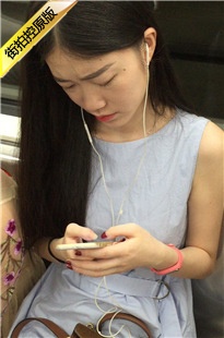 【醉爱作品】地铁黑色高跟连衣裙白腿长发美女[162M/MOV]