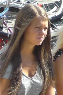 长时间跟拍两个性感小妹[567M/WMV]