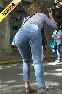 4K超清视频！温雅的紧身牛仔美臀美女[MP4/3GB]