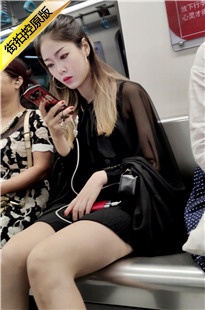 4K-地铁上漂亮的小姐姐[898M/MP4]