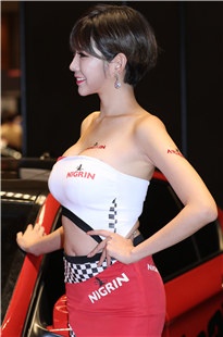 抹胸上衣气质美女模特3A4518[684M]