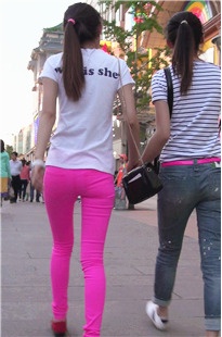 清新亮丽的粉裤小妹第一季[606M/MTS]