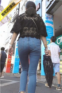 紧身蓝牛大PP美眉[385M/MTS]