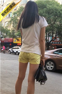 黄色热裤长腿妹子[588M/MOV]