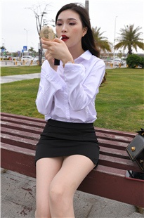 天然大长腿的肉丝美腿小姐姐FF014