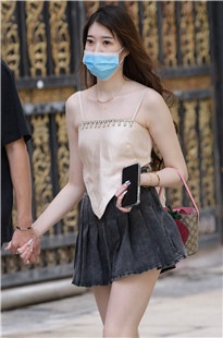 【上海街拍】无敌美腿女友3A5036[3.02G]