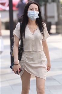 包屯裙美女3A2826[717M]