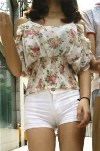 【羽龙原创作品】红高跟齐B白热裤MM [1.03G/MP4]