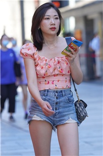 热裤女孩3A1664[1.42G]