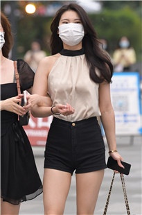 热裤肉腿闺蜜3A4415[1.21G]