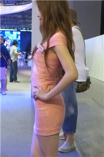 2014Chinajoy浅红色紧身包臀美女S曲线翘臀诱惑[133M/AVI]