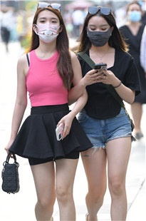 热裤肉腿女孩3A4665[1.42G]