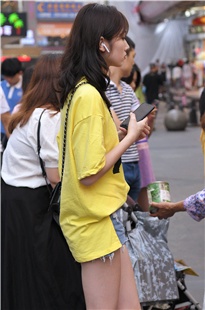 买羊肉串的大长腿美女3A2872[393M]