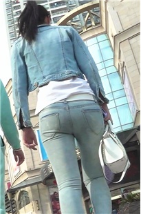 丰满高挑紧牛mm [1.21G/MP4]