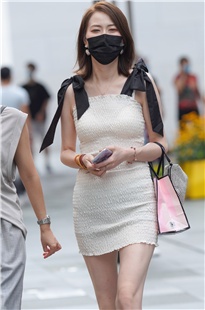 高挑白净的长腿美女MJ2043[1G]