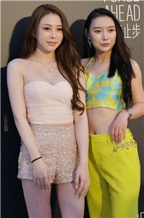 这种热裤美腿的女人～谁不喜欢呢3A5850[5.46G]