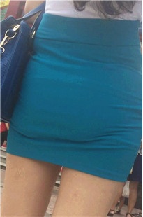 包臀蓝紧短裙MM[95.4M/MOV]