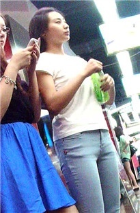 跳舞机紧身白牛OL [604M/AVI]