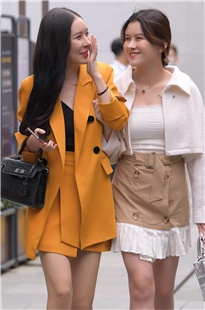 出门逛街的美腿倆闺蜜3A1175[1.55G]