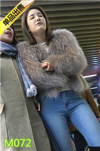 4K-蓝色紧身牛仔裤长腿极品圆润翘臀美女M072[877M]