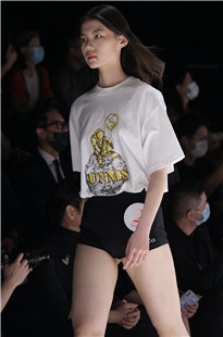 模特大赛-满屏大长腿3A5213[860M]