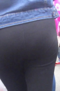 丰满大PG紧身打底裤性感MM肉感十足[336M/MP4]