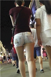 紧致丰润牛仔热裤MM[269M/MTS]