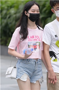 青春热裤牛乃大白腿3A3826[964M]