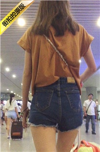 身材纤细的极品MT热裤大学生少女[305M/MOV]