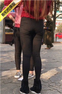 紧身黑裤翘臀美女，做她男人绝对xing福[244M/MOV]