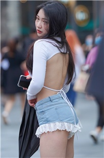 可爱又不失性感的女孩FF117[2.37G]