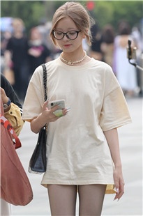 这身搭配好绝纯黑丝姐姐好漂亮3A7287[1.41G]