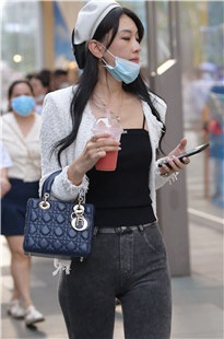 紧牛小姐姐3A4554[1.74G]