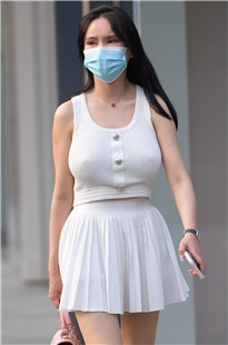 丰满真空美女3A4551[1.04G]