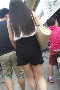 惊艳的黑色包臀裙雪白MT美眉，极致诱惑[291M/MP4]