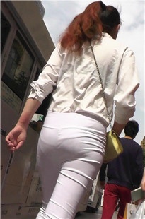 【七天原创作品】丰腴的高腰紧身白裤[1.12G/MP4]